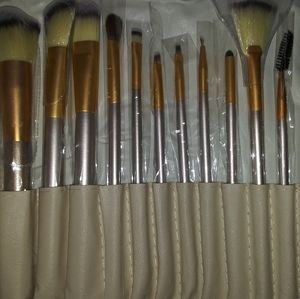 Make up brush